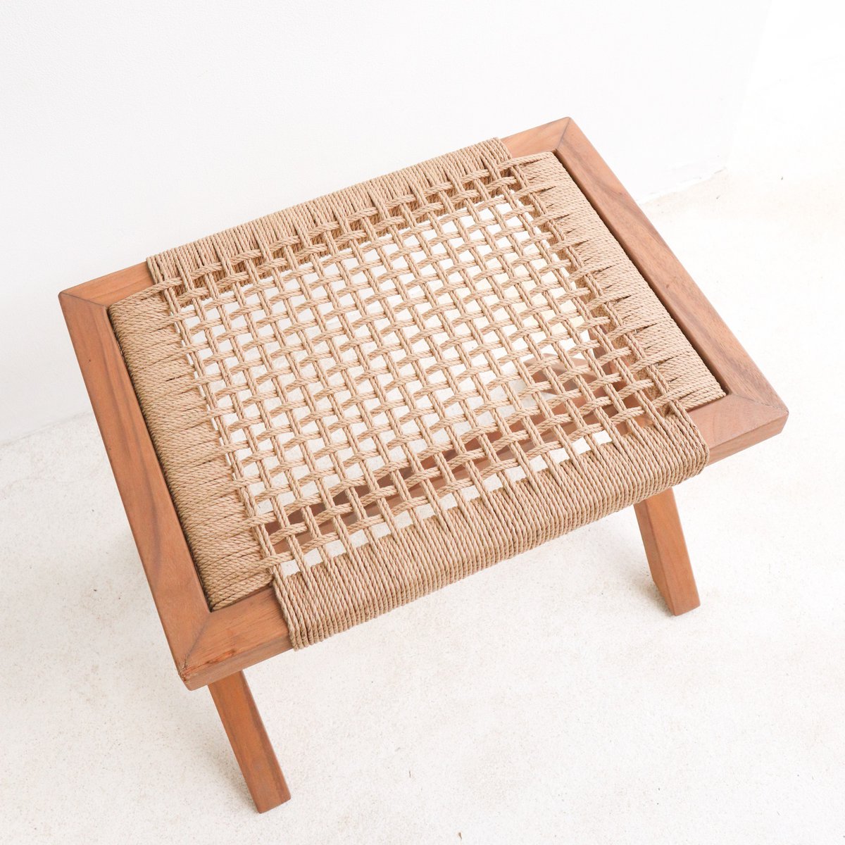 Houten kruk INDRA