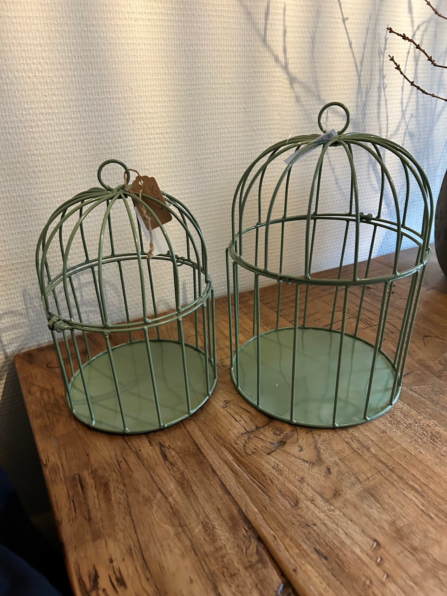 Set van 2 Groene Metalen Vogelkooitjes – Landelijke Decoratie 💚