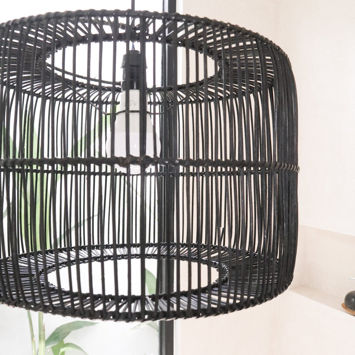 Lampenkap Zwart Rotan LIKU (2 maten)