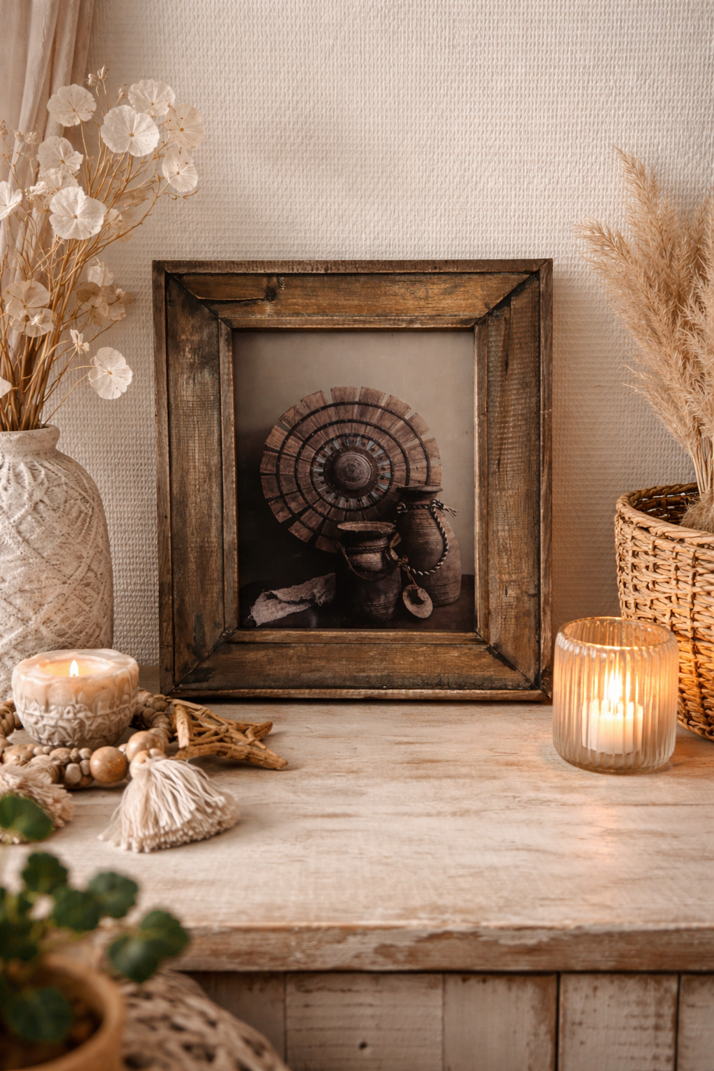 Houten lijst met landelijk inheems plaatje