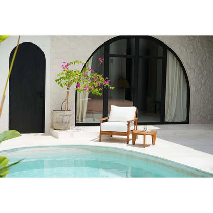 De Gilimanuk eenzitsbank - buiten