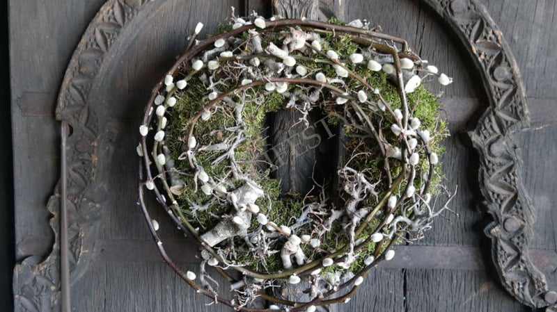 Krans voor Pasen katjes takken & Mos Krans 40 cm