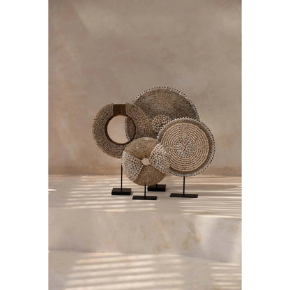 De Doh Nuts op standaard - natuurlijk wit