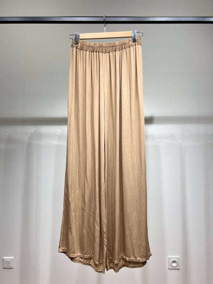 Veelzijdig te combineren wijde Broek met Elastische Taille 100% Viscose