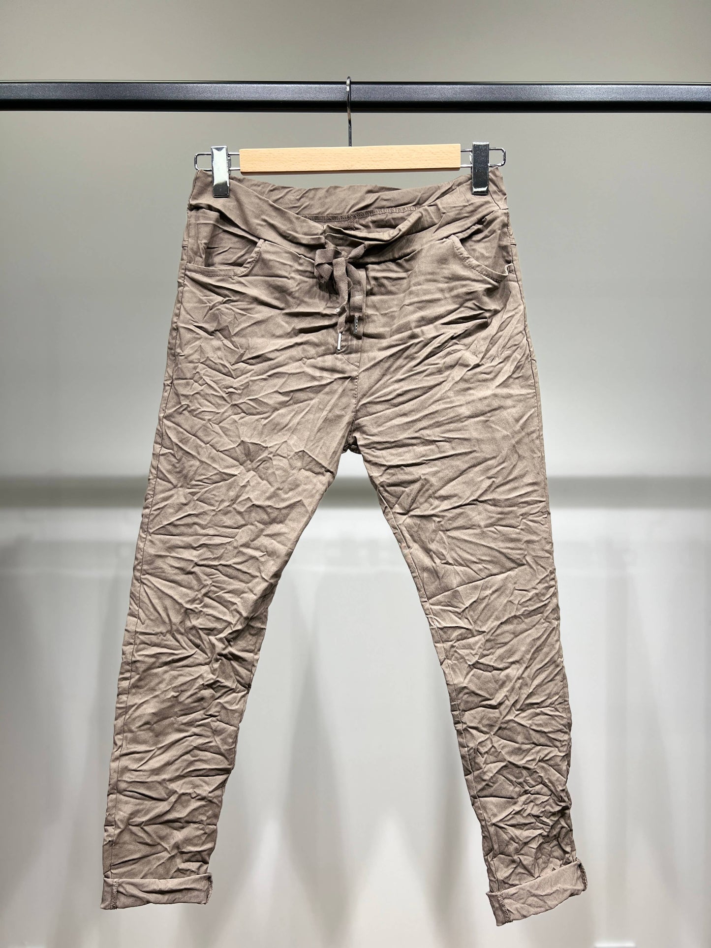 Comfortabele Jeggingbroek van stretchviscose met trekkoord