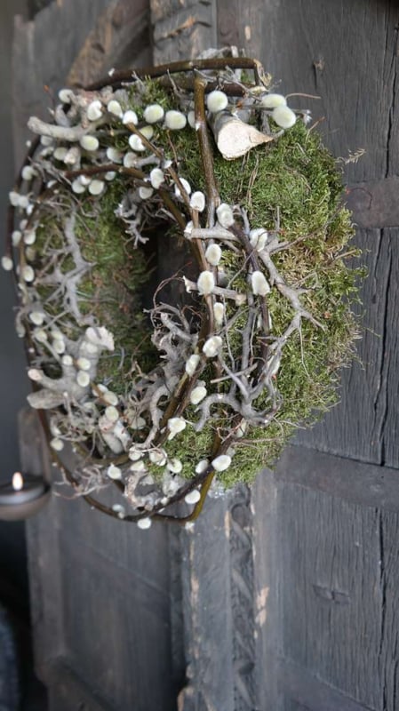 Krans voor Pasen katjes takken & Mos Krans 40 cm