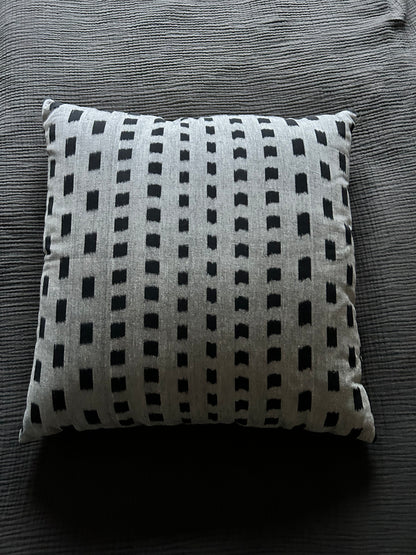 Kussen 60 x 60 stoer en sober