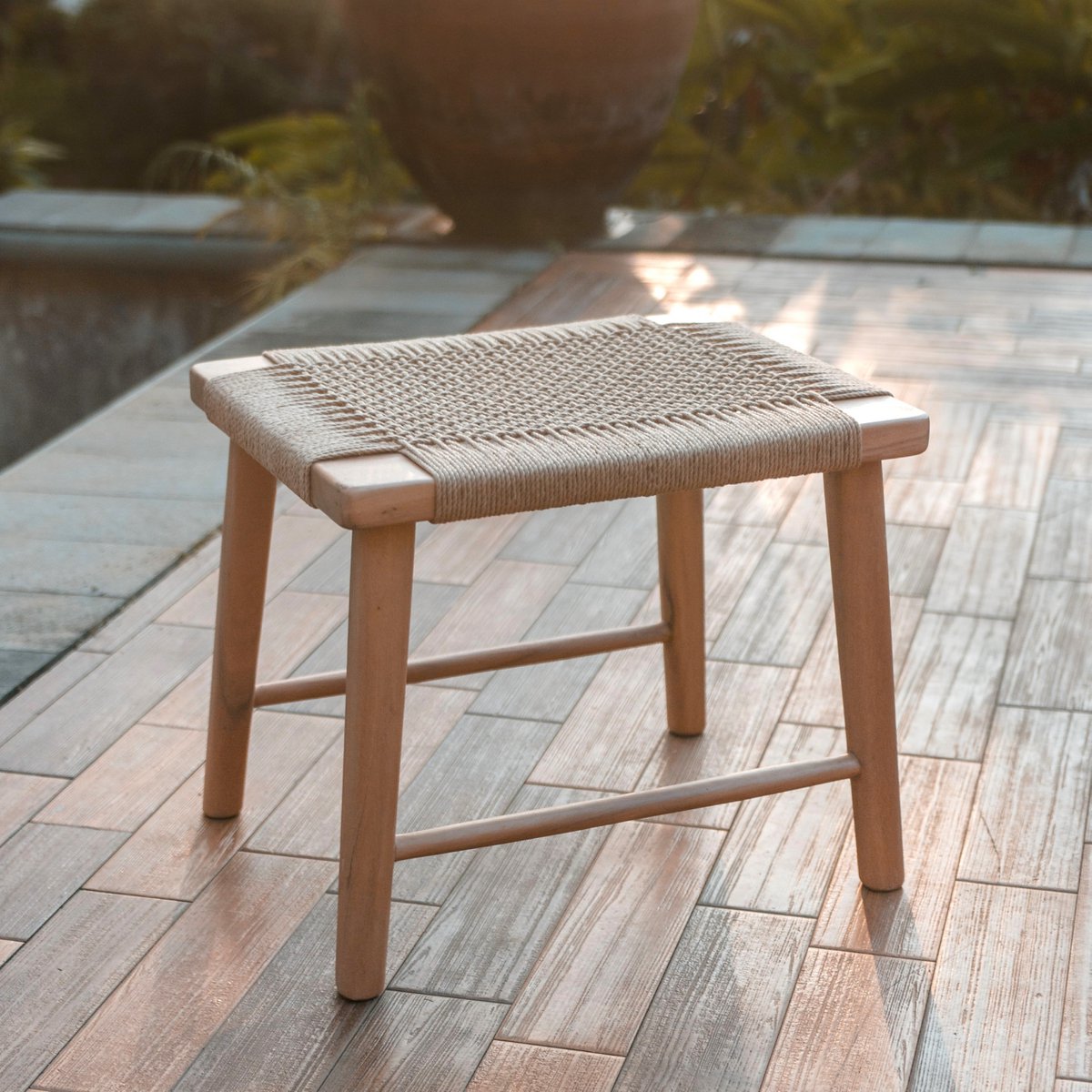Houten kruk SUNDA