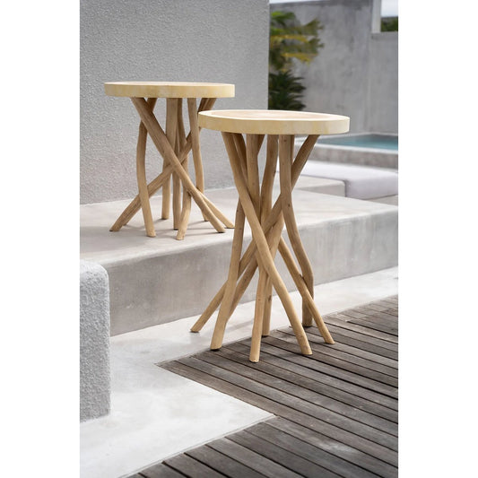 De handgemaakte Gili-bijzettafel