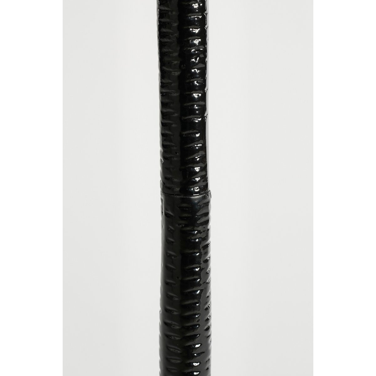 Colin Bijzettafel - H58 x Ø34 cm - Gerecycled Aluminium - Zwart