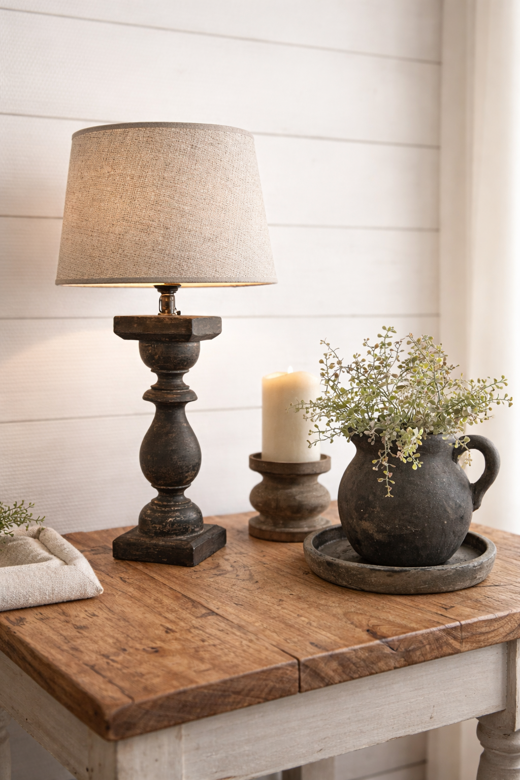 Authentieke houten lamp met kap