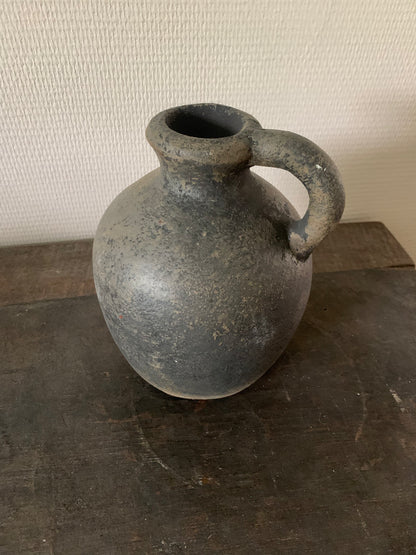 Grijze vaas aardewerk