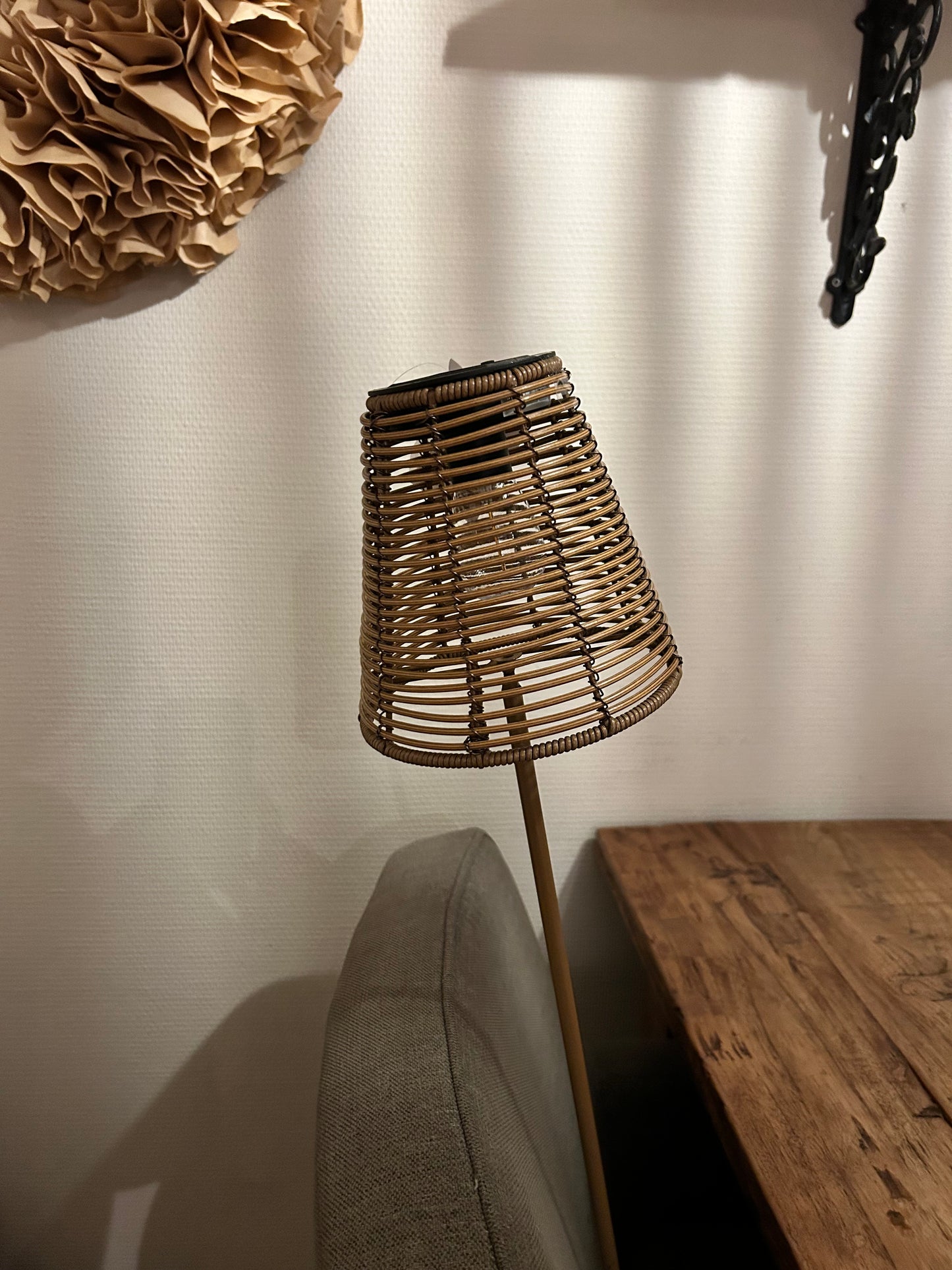 Solar lamp op steel Beige