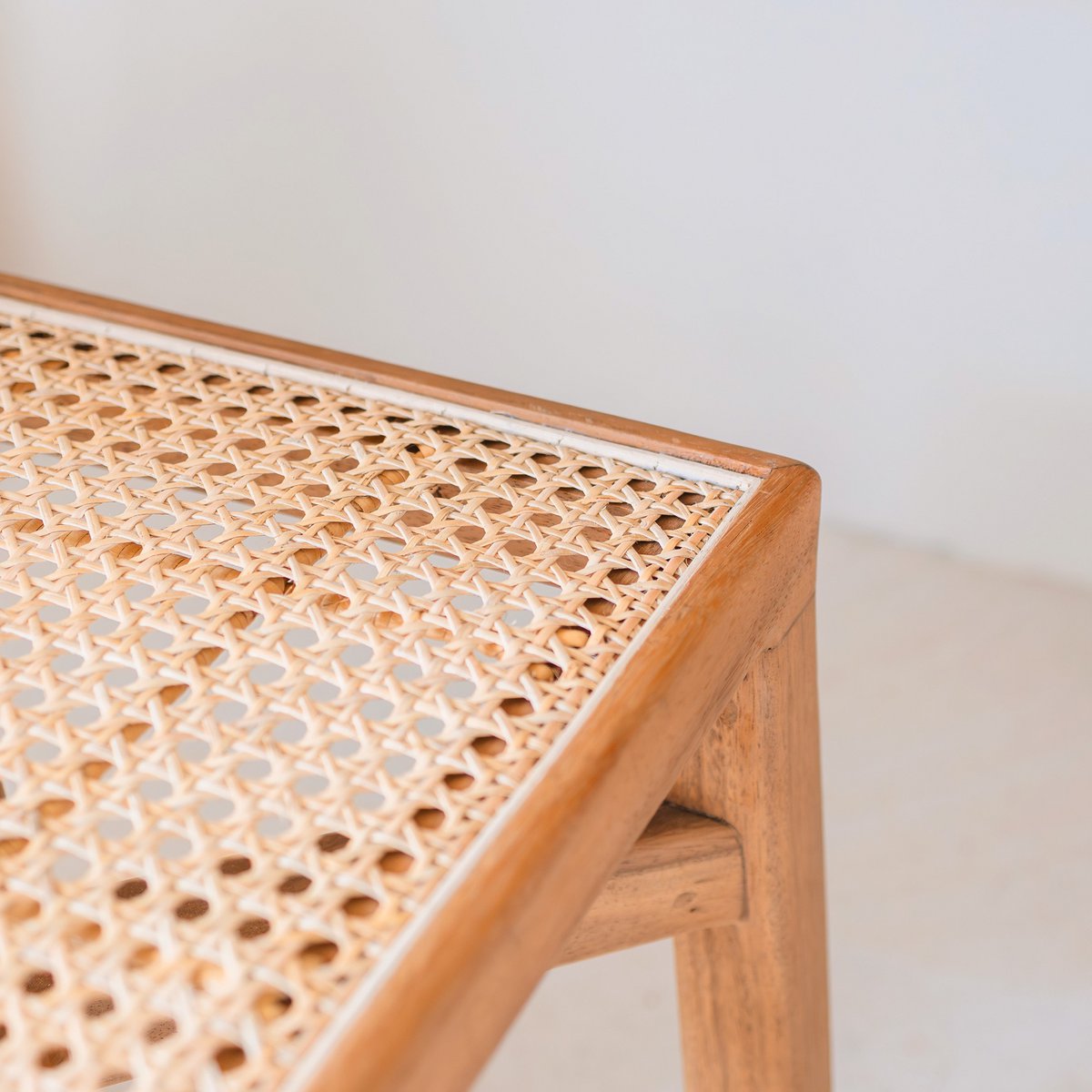 Houten kruk –  SUBANG