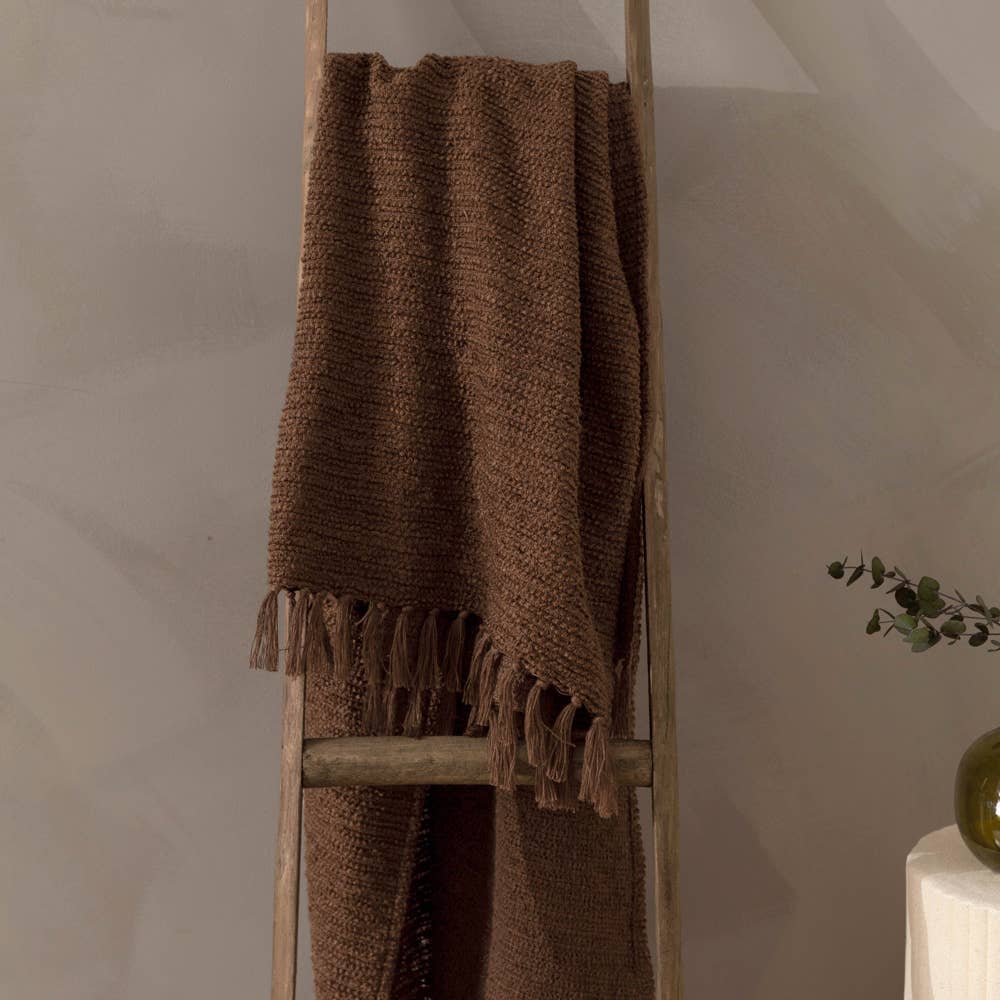 Candar Boucle Throw Cocoa met textuur
