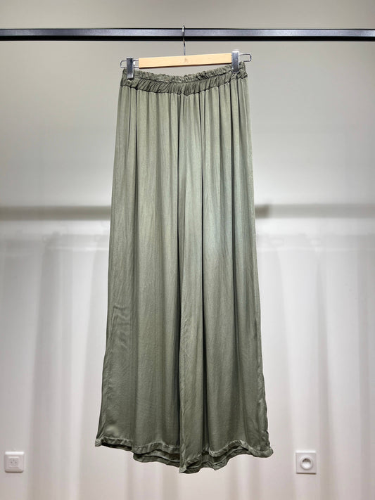 Veelzijdig te combineren wijde Broek met Elastische Taille 100% Viscose