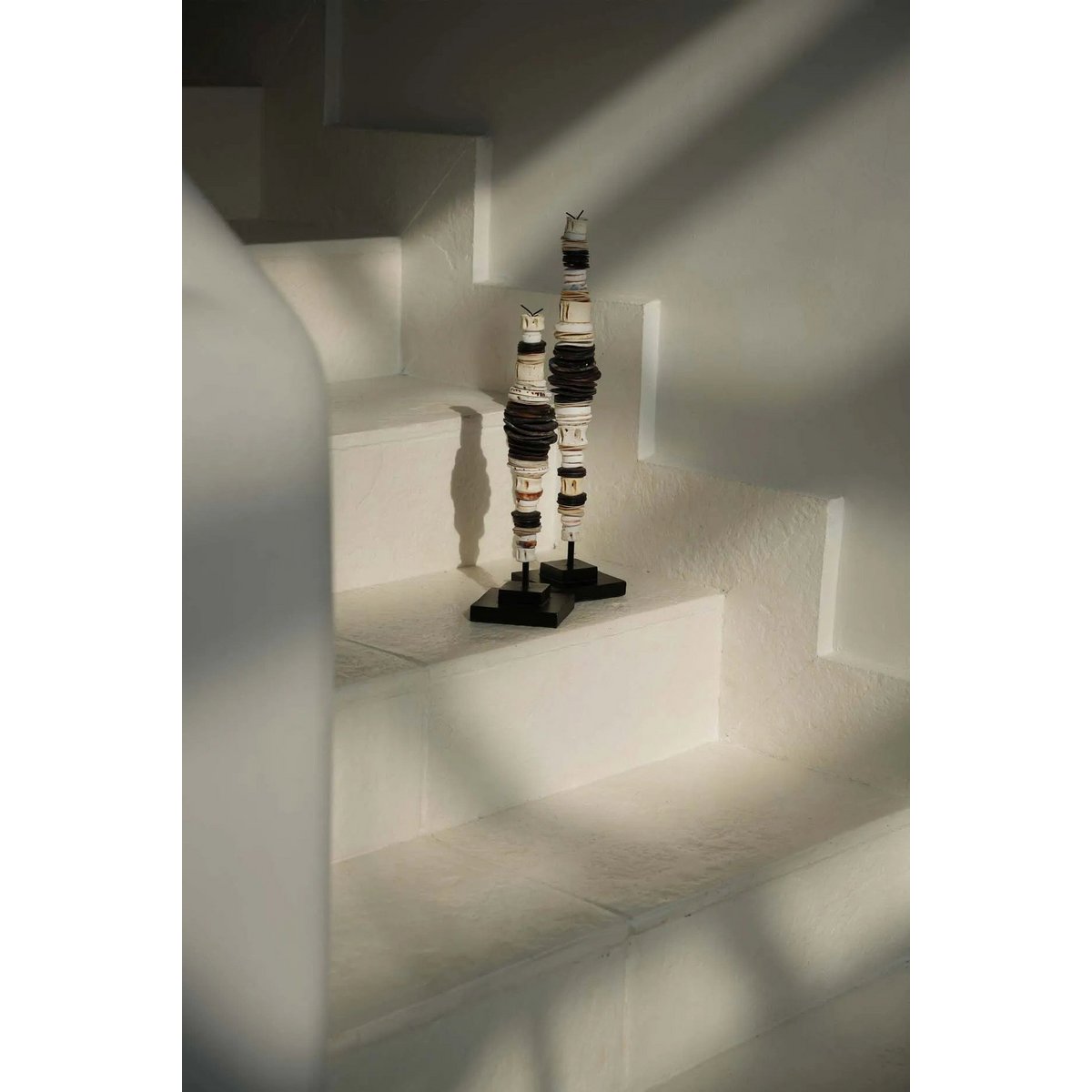 De Geldschelp op Standaard - Zwart Wit - M